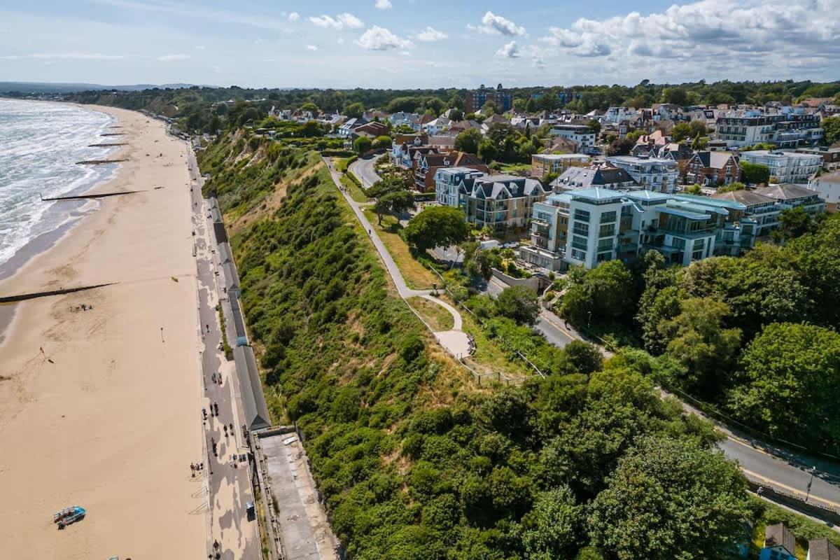 Middle Chine Villa Bournemouth Exteriör bild